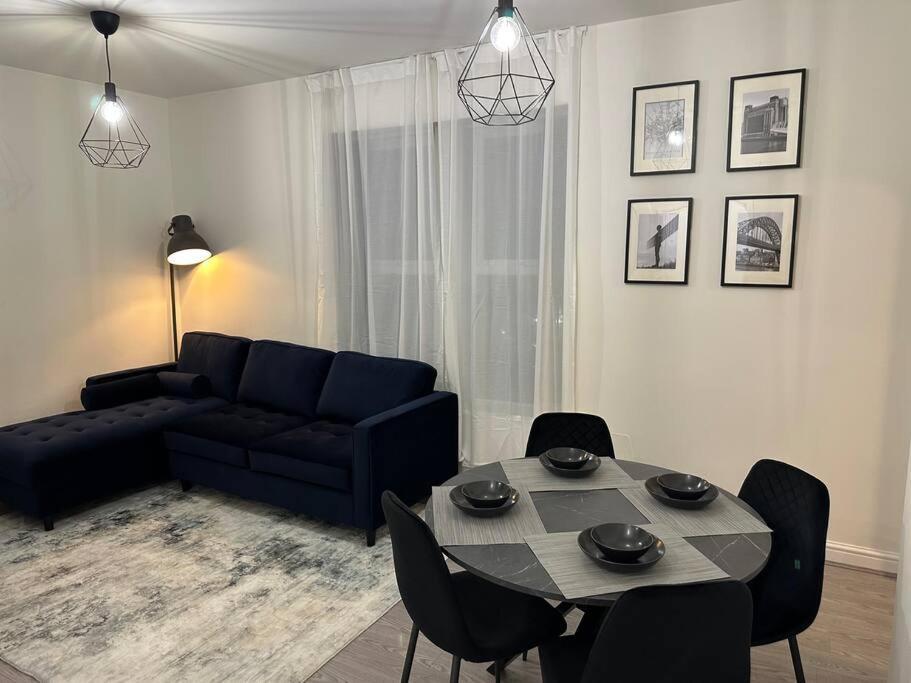 Modern Apartment, 1Km From City! Newcastle upon Tyne Buitenkant foto